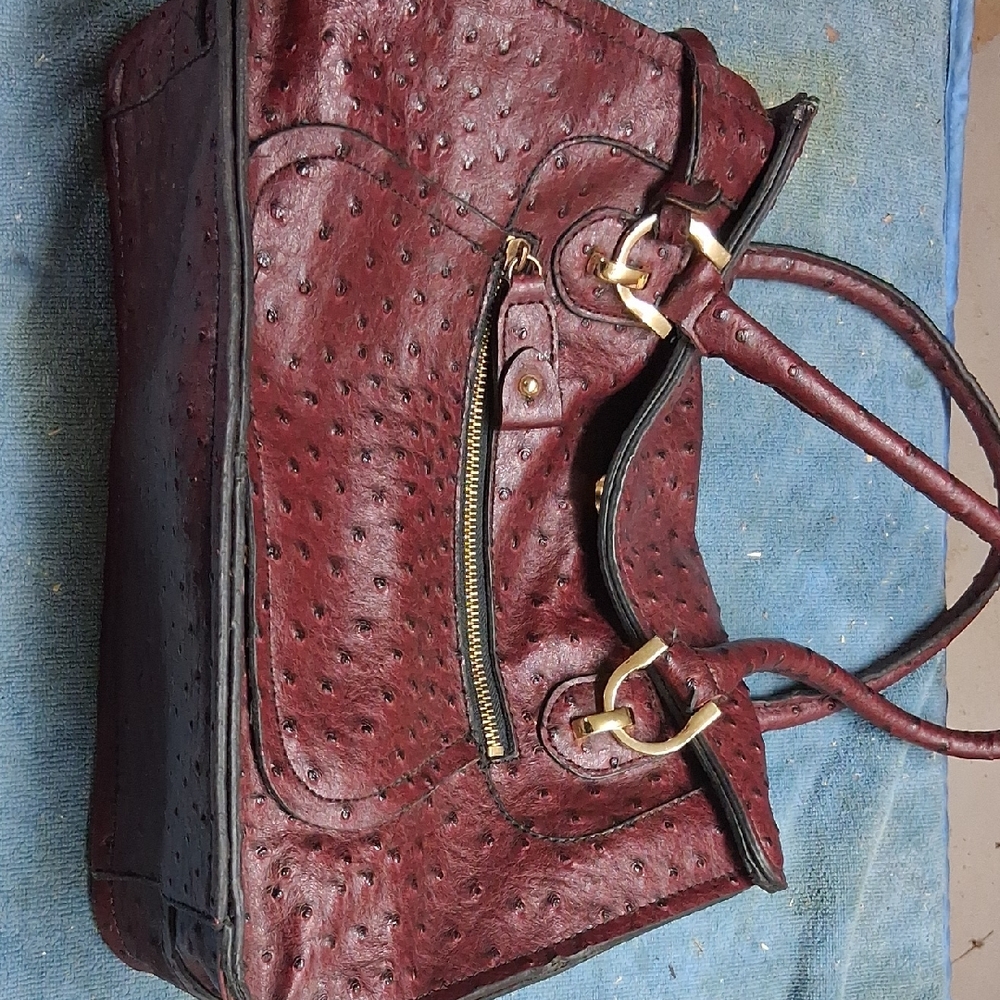 London Fog Burgundy Textured Shoulder Bag